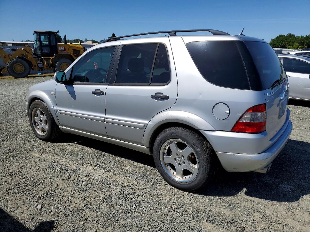 2000 MERCEDES-BENZ M-CLASS