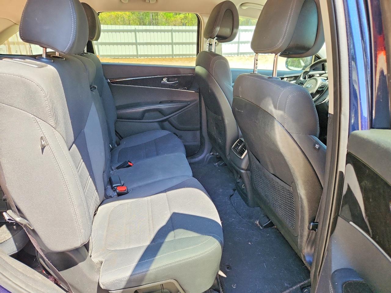 2016 KIA SORENTO