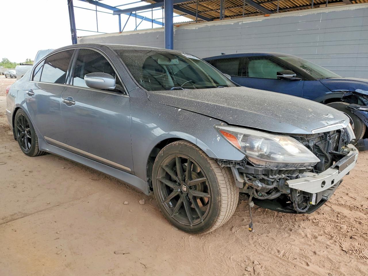 2014 HYUNDAI GENESIS