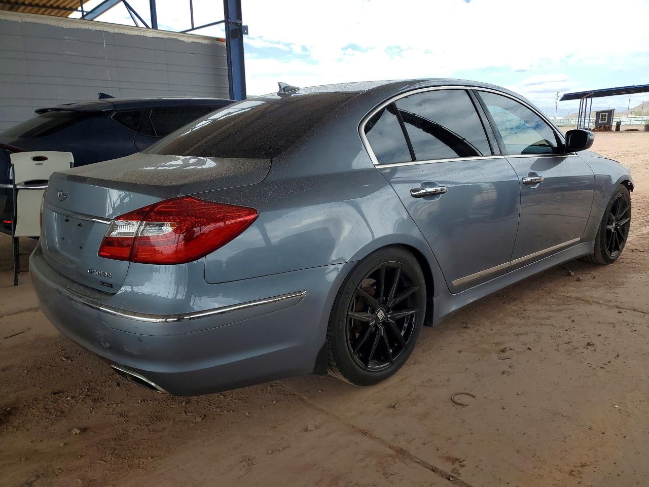 2014 HYUNDAI GENESIS
