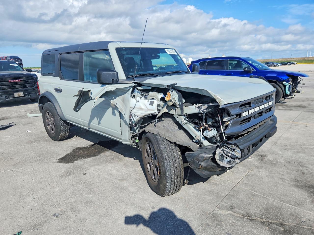 2024 FORD BRONCO