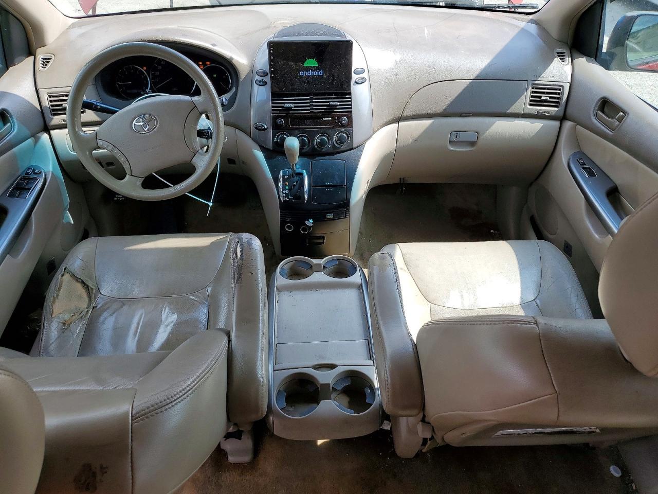 2009 TOYOTA SIENNA