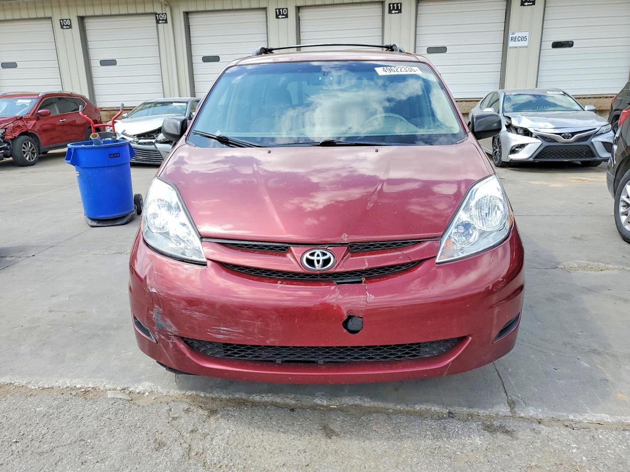2009 TOYOTA SIENNA