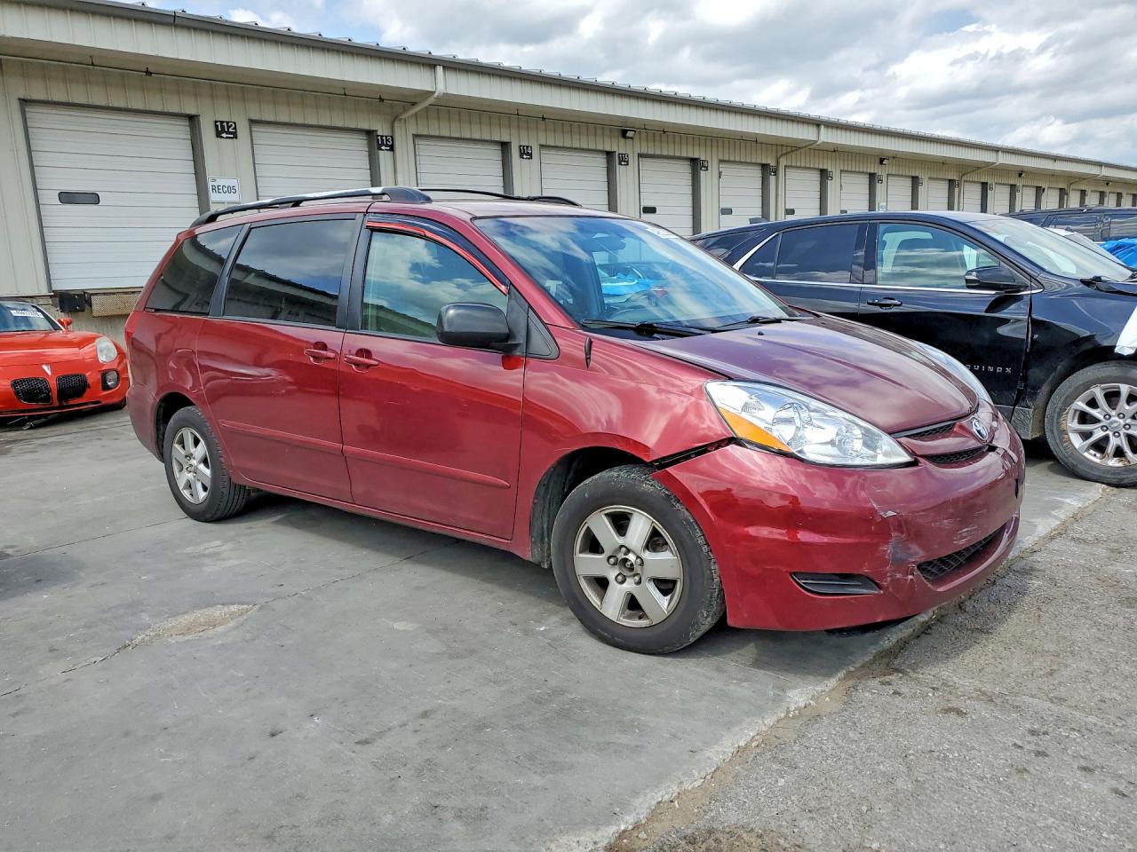2009 TOYOTA SIENNA