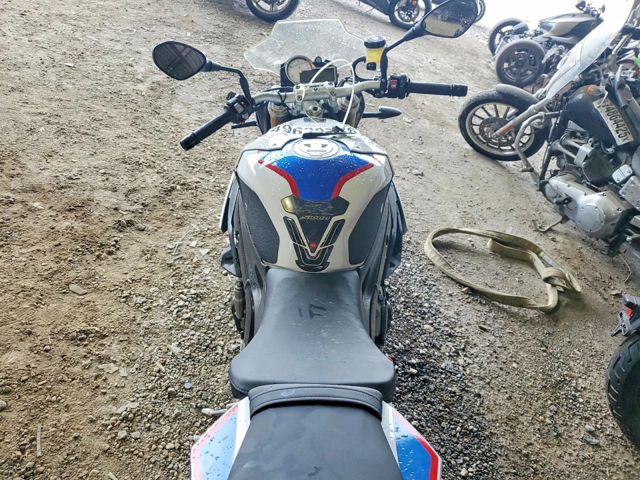 2018 BMW S