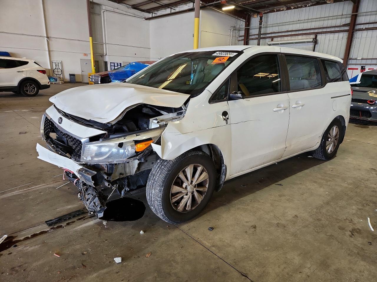 2016 KIA SEDONA