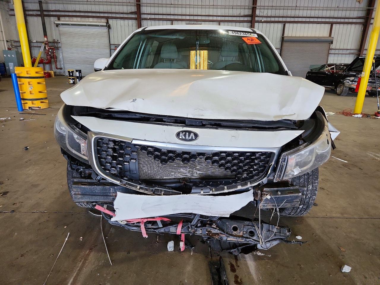 2016 KIA SEDONA