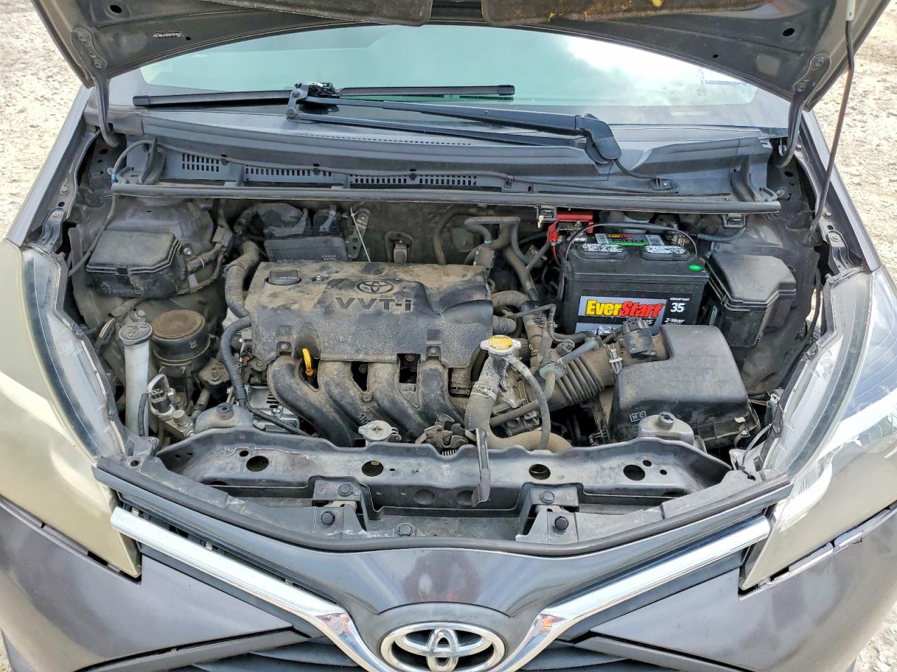 2015 TOYOTA YARIS
