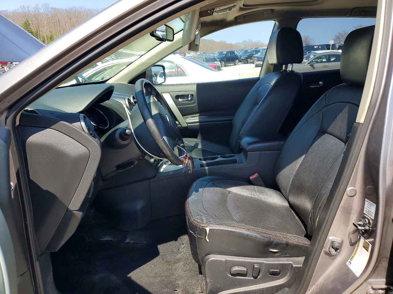 2011 NISSAN ROGUE