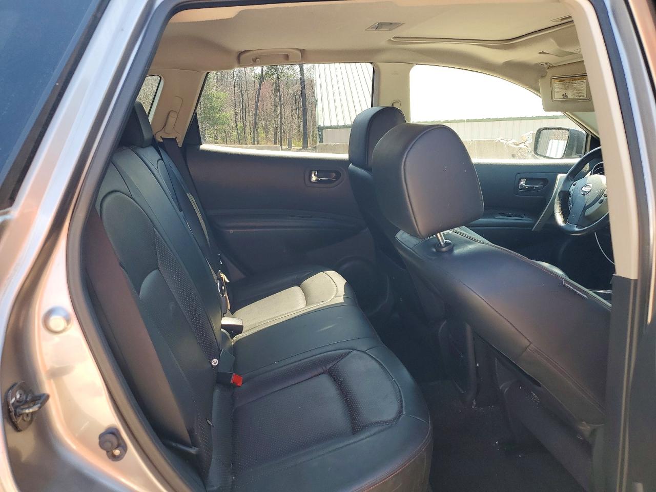 2011 NISSAN ROGUE