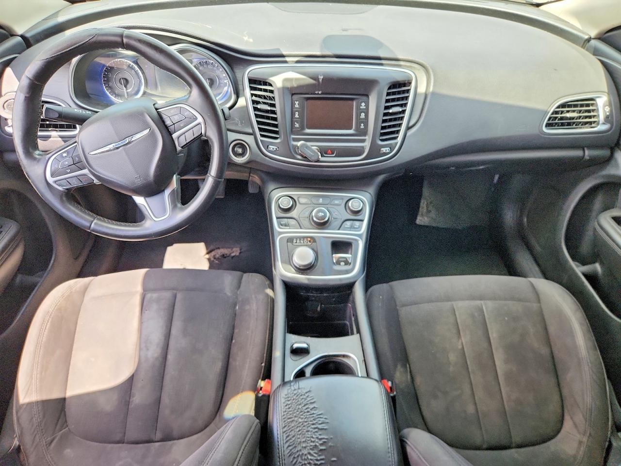 2015 CHRYSLER 200
