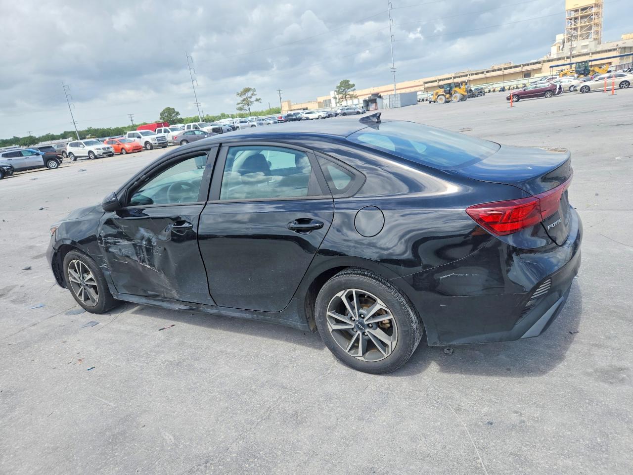 2023 KIA FORTE