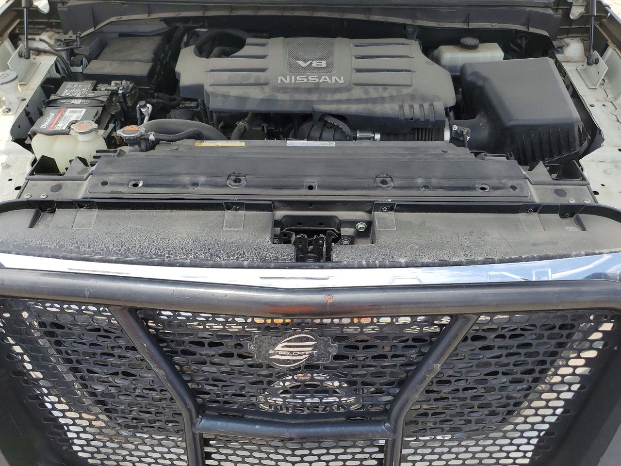 2017 NISSAN TITAN
