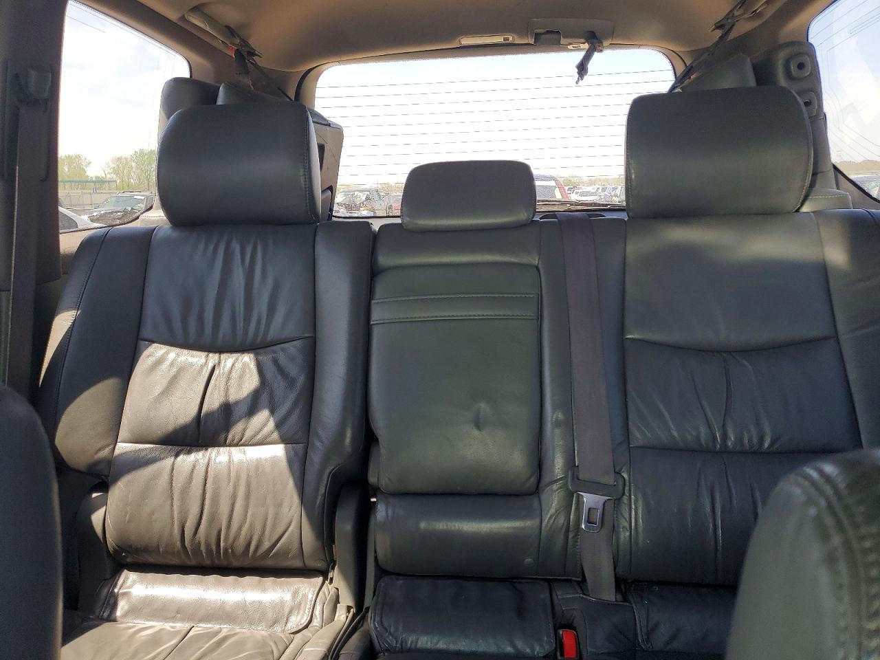 2004 LEXUS GX