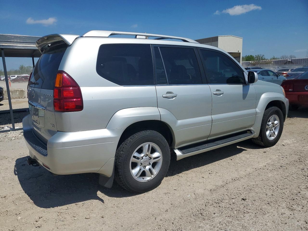 2004 LEXUS GX