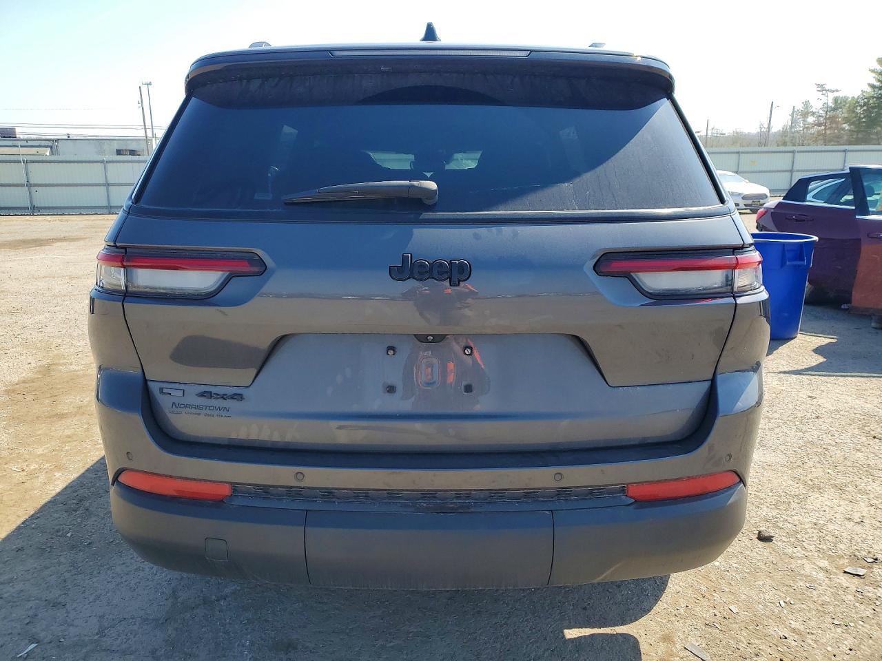 2023 JEEP CHEROKEE