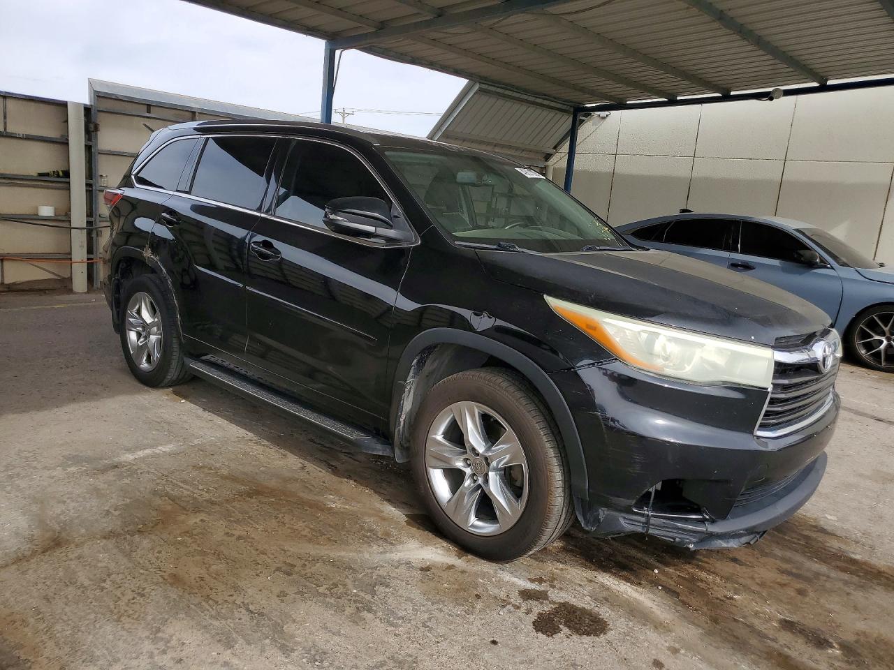 2015 TOYOTA HIGHLANDER