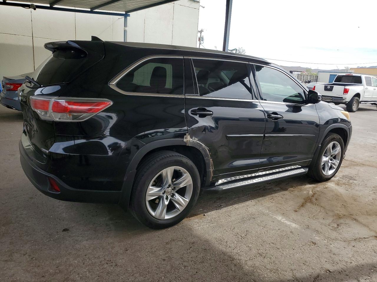 2015 TOYOTA HIGHLANDER