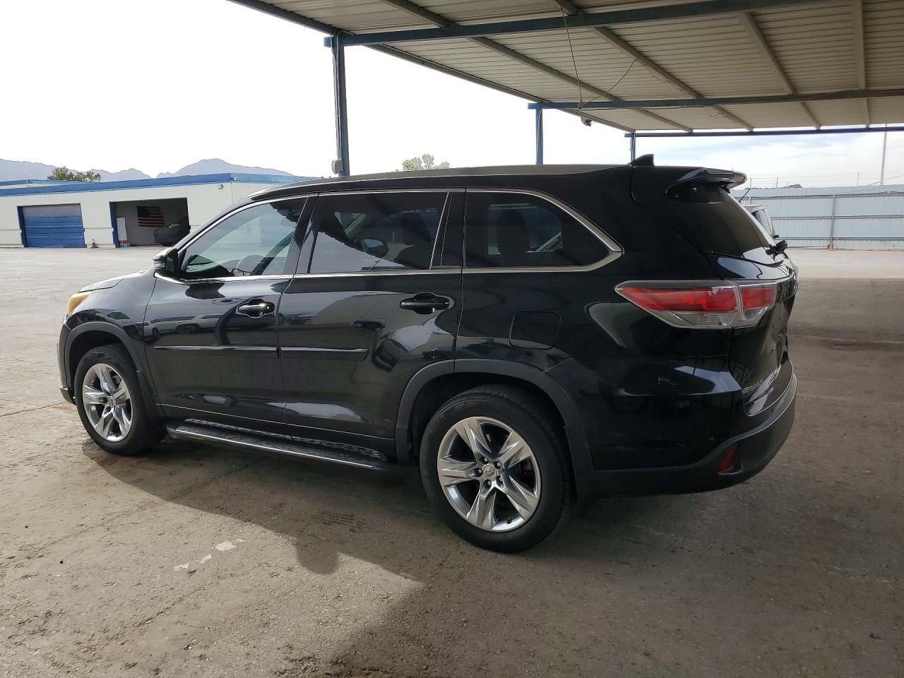 2015 TOYOTA HIGHLANDER