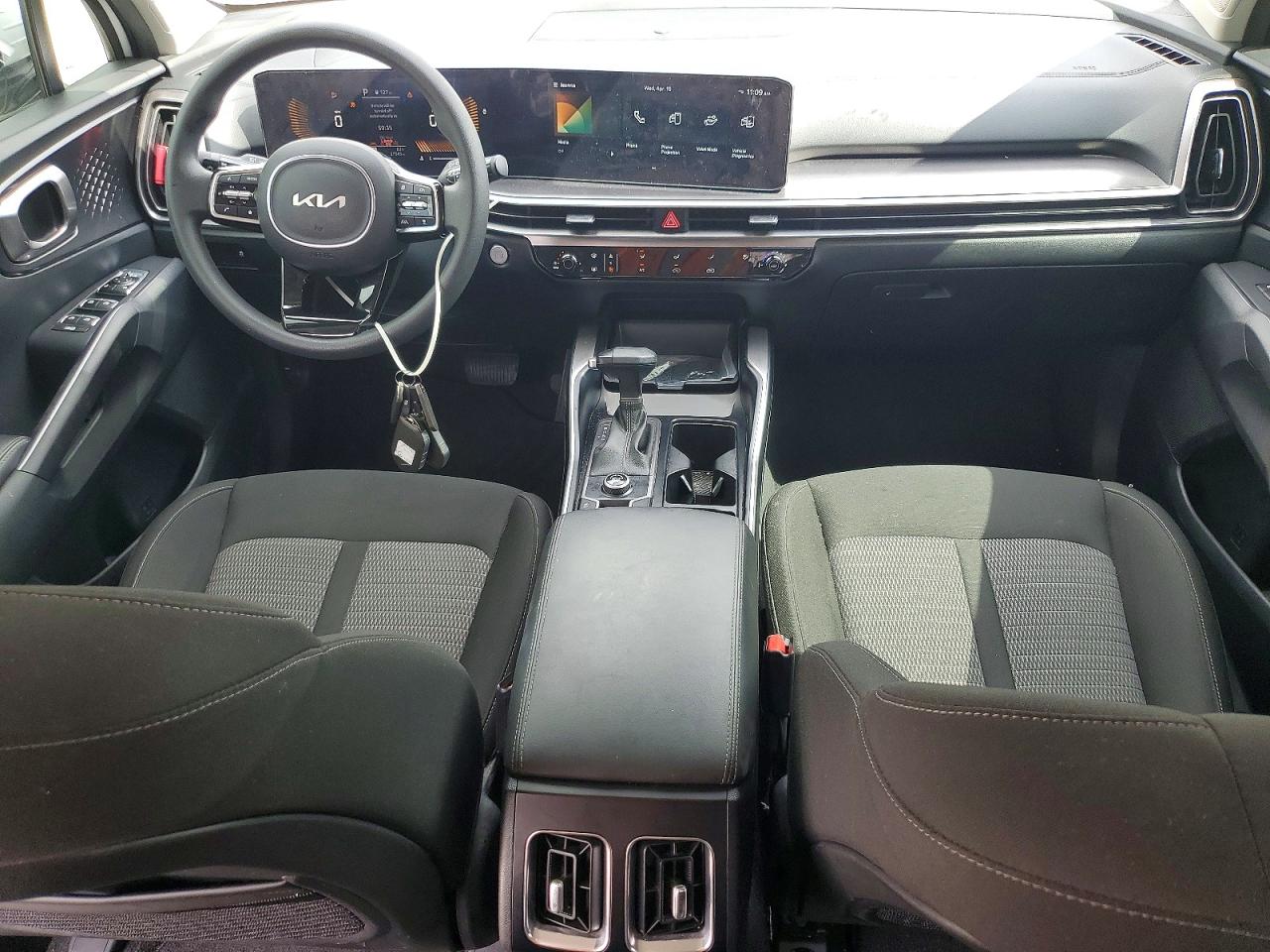 2024 KIA SORENTO