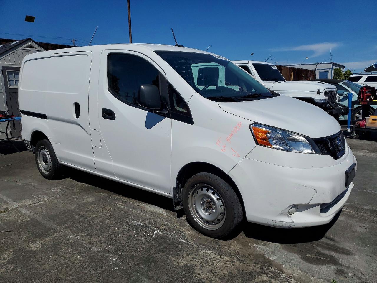 2021 NISSAN NV