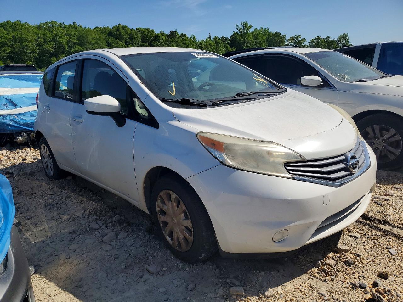 2015 NISSAN VERSA