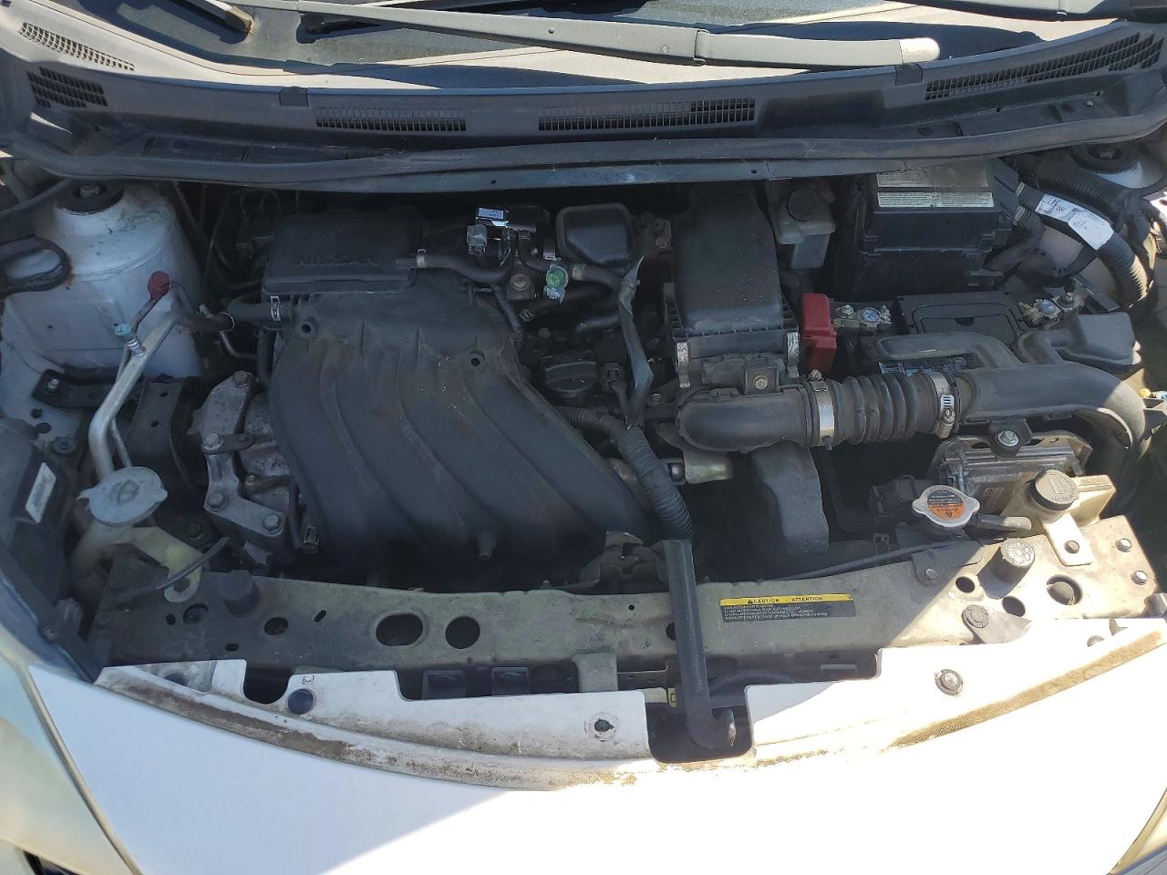 2015 NISSAN VERSA