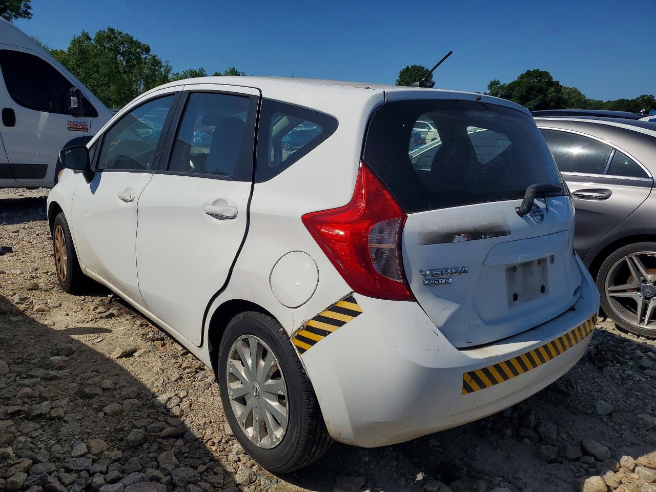 2015 NISSAN VERSA