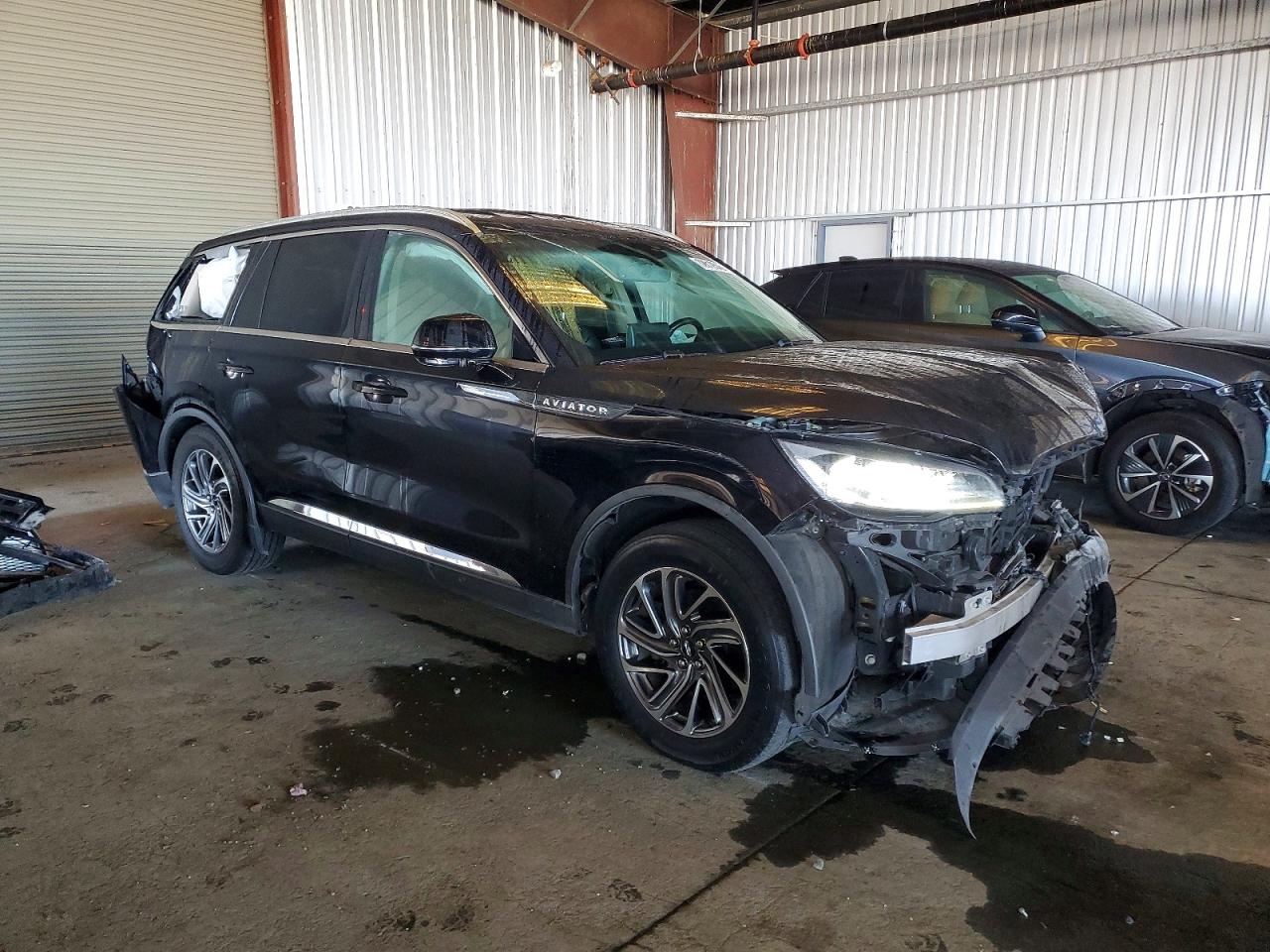 2023 LINCOLN TOWNHOUSE AVIATOR