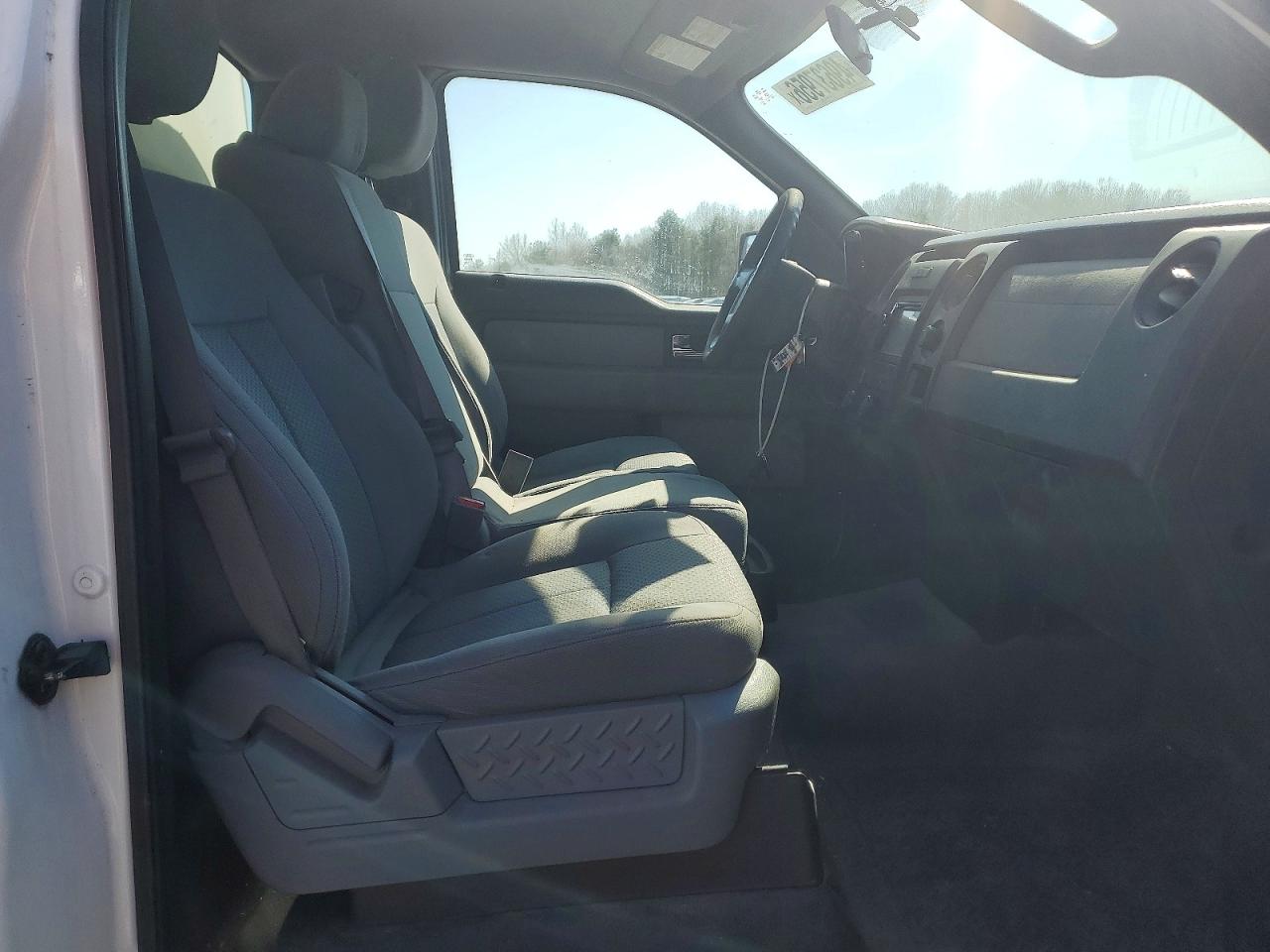 2013 FORD F150