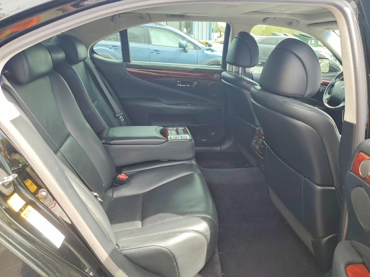 2007 LEXUS LS460