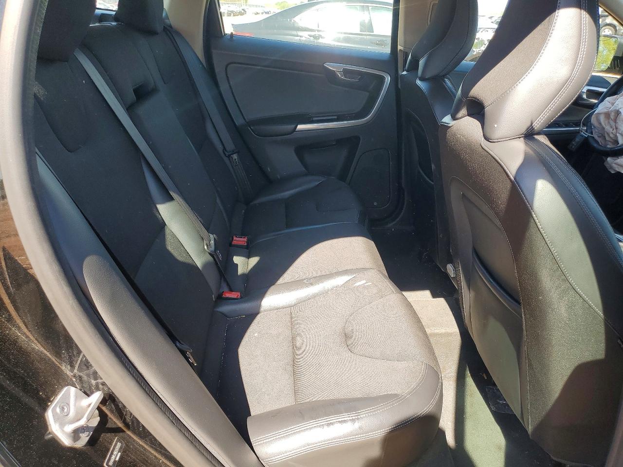 2016 VOLVO XC60
