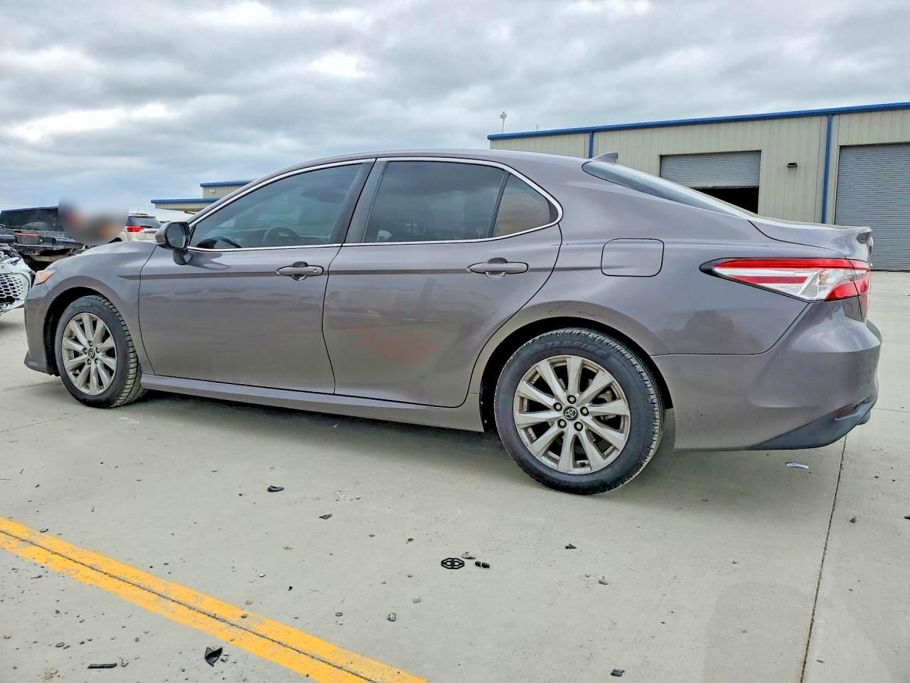 2020 TOYOTA CAMRY