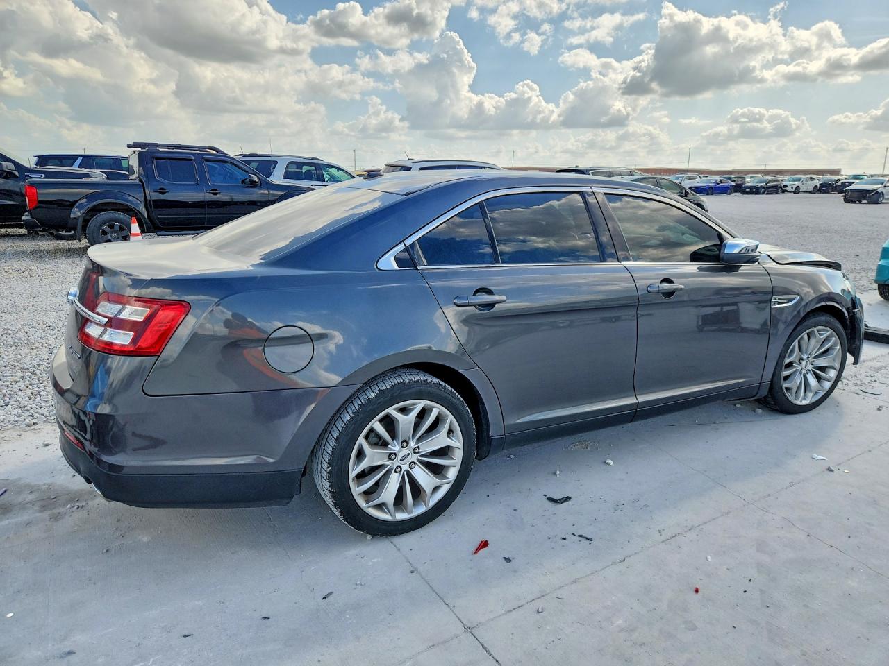 2019 FORD TAURUS