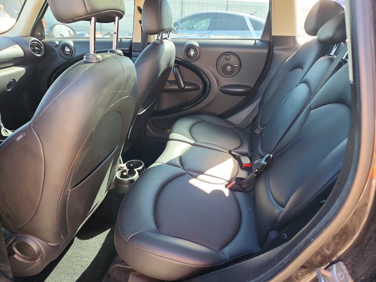 2014 MINI COOPER