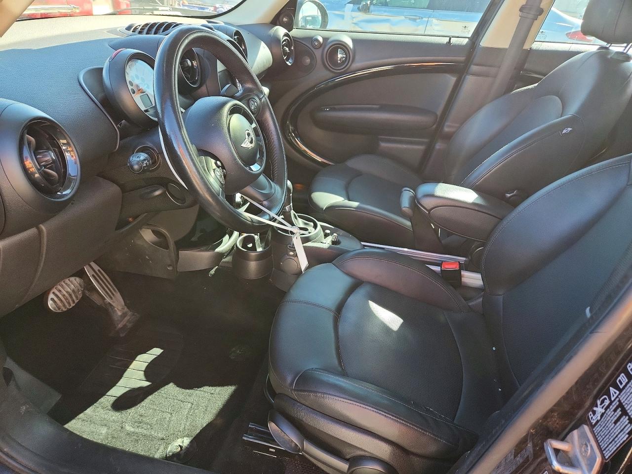 2014 MINI COOPER