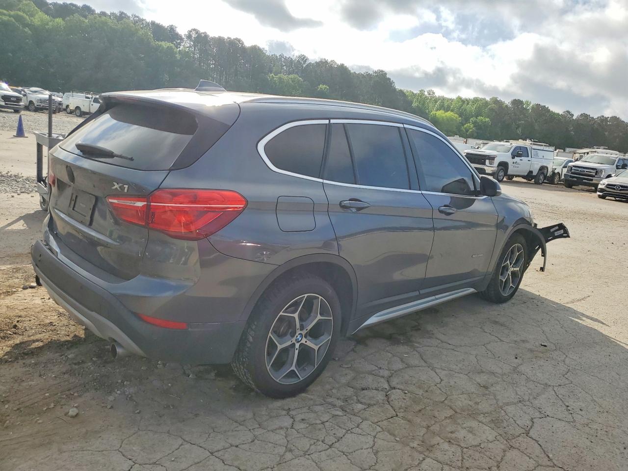 2017 BMW X1