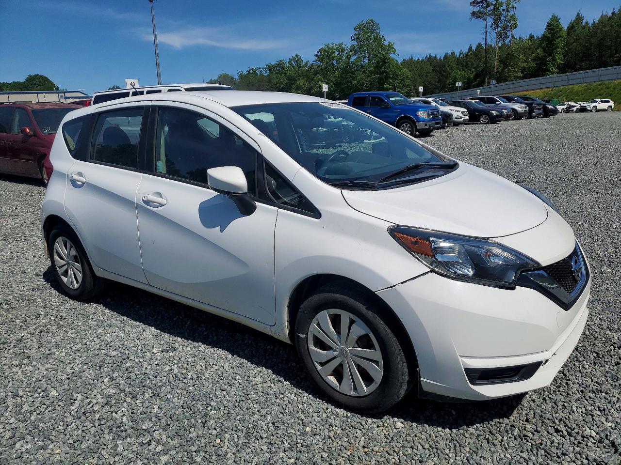 2019 NISSAN VERSA