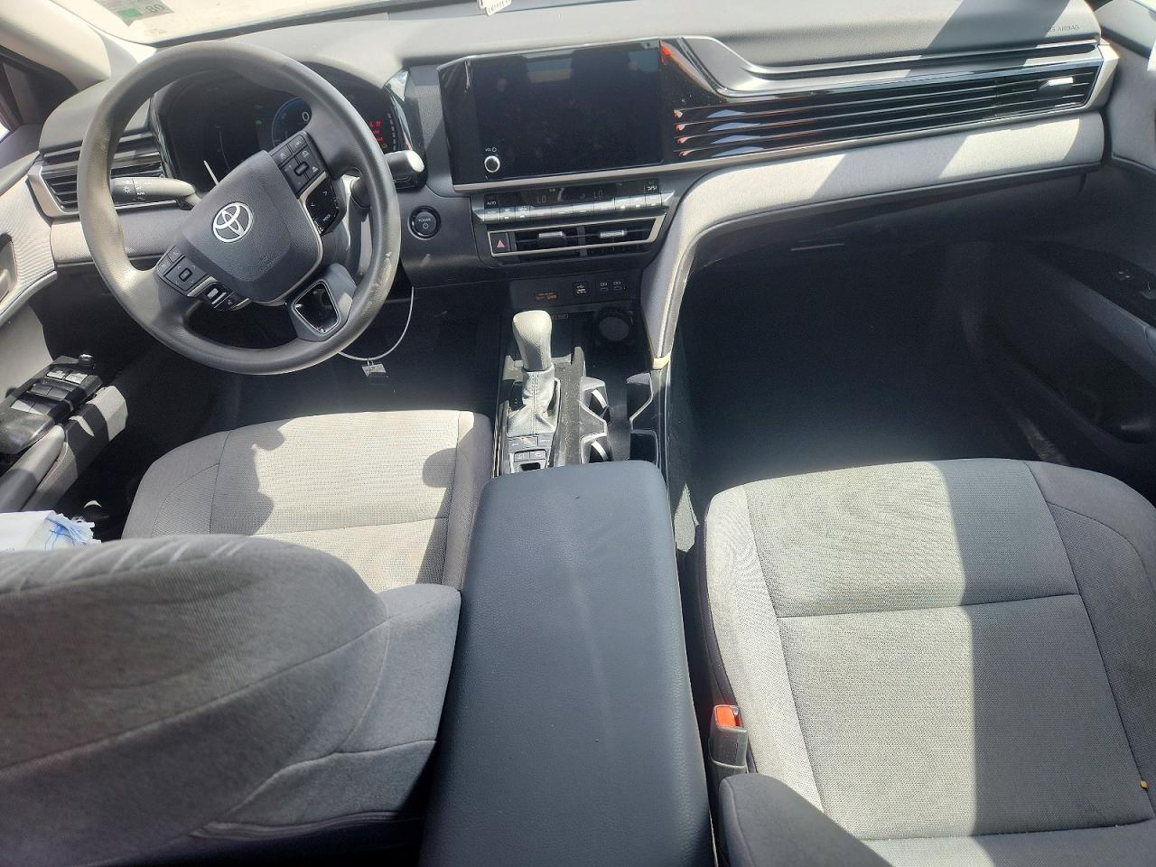 2025 TOYOTA CAMRY