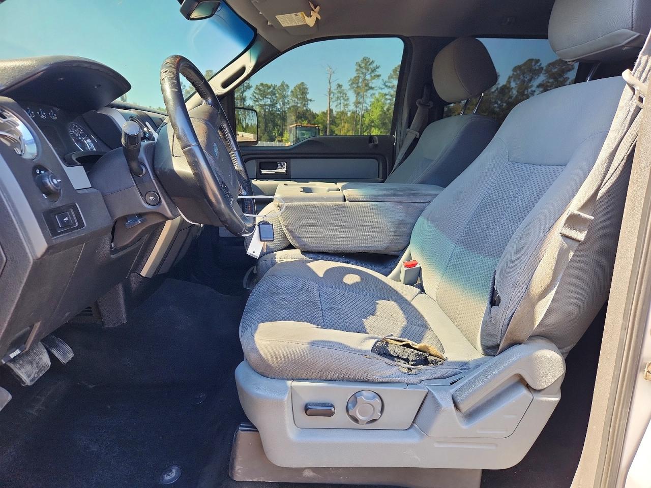2013 FORD F150