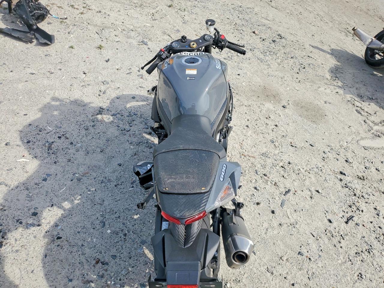 2025 SUZUKI GSXR600
