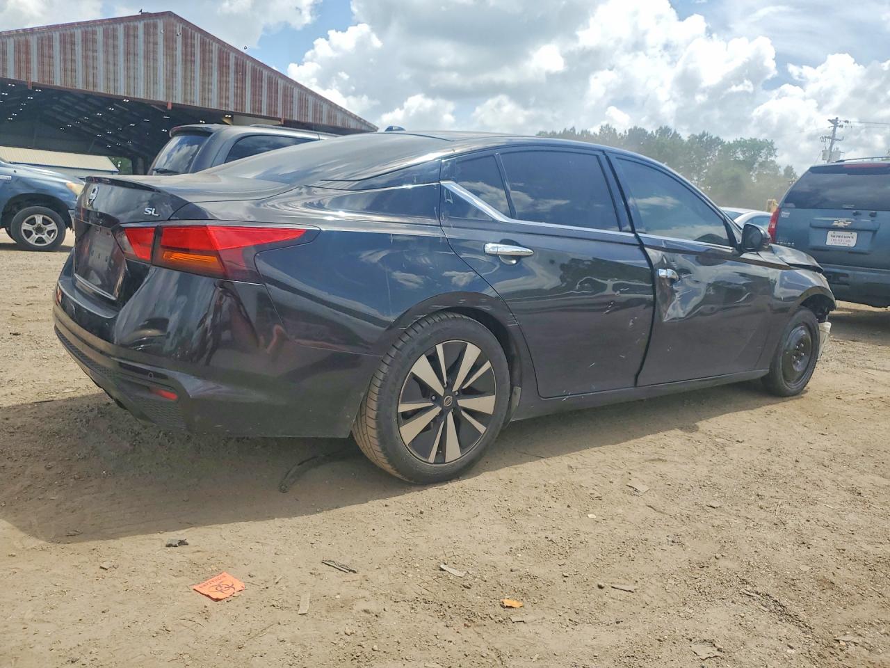 2019 NISSAN ALTIMA