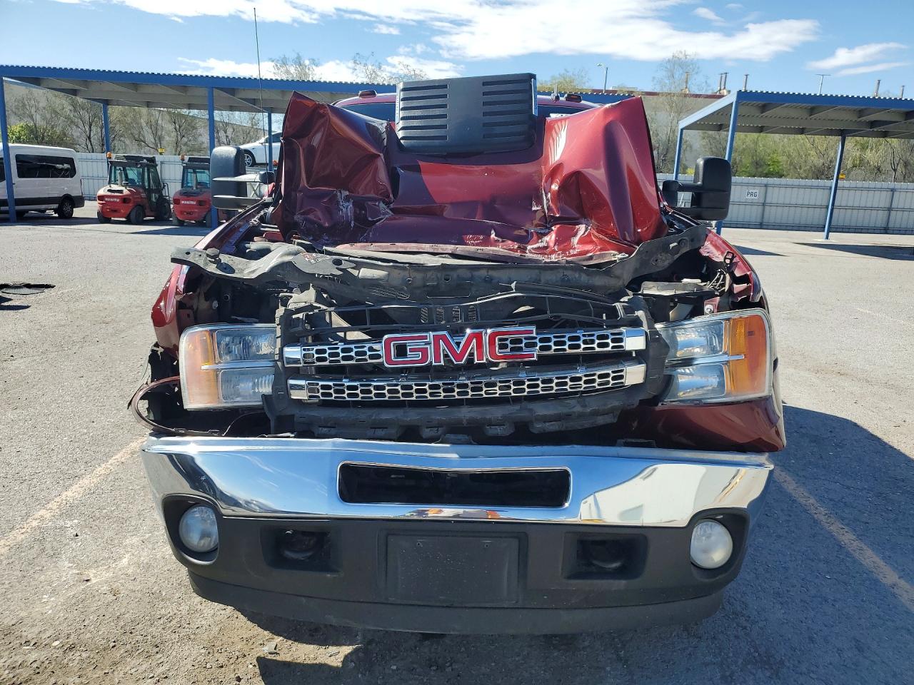 2013 GMC SIERRA