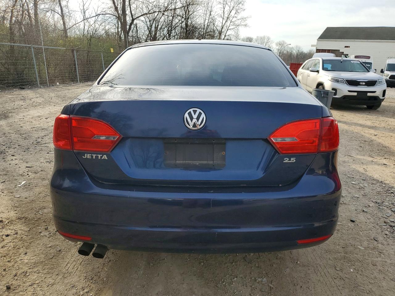 2011 VOLKSWAGEN JETTA