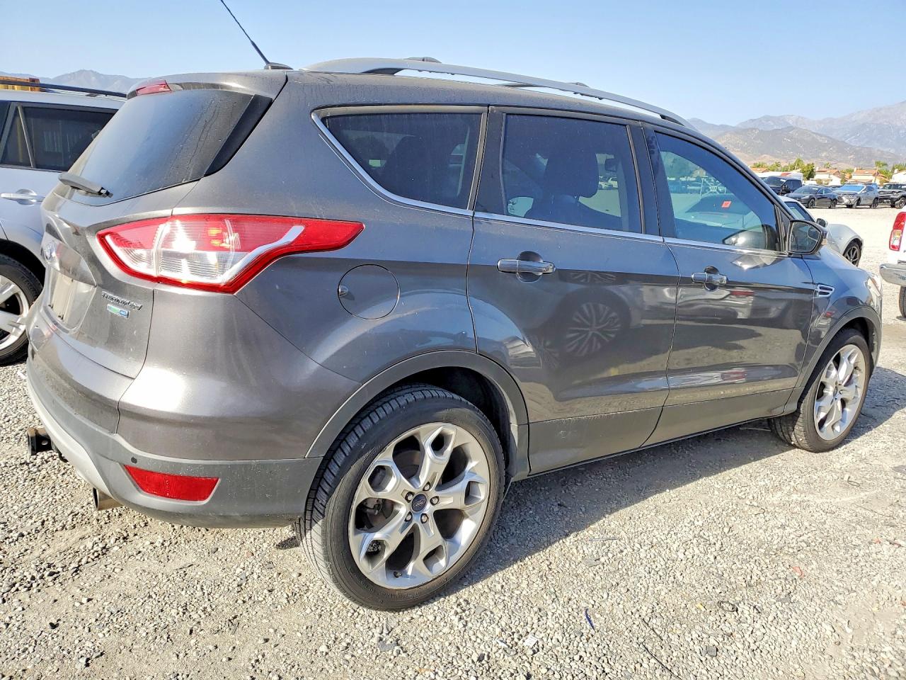 2013 FORD ESCAPE