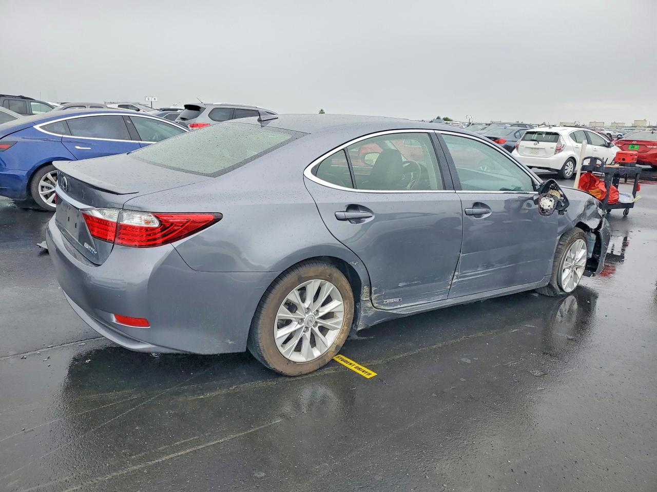 2014 LEXUS ES300