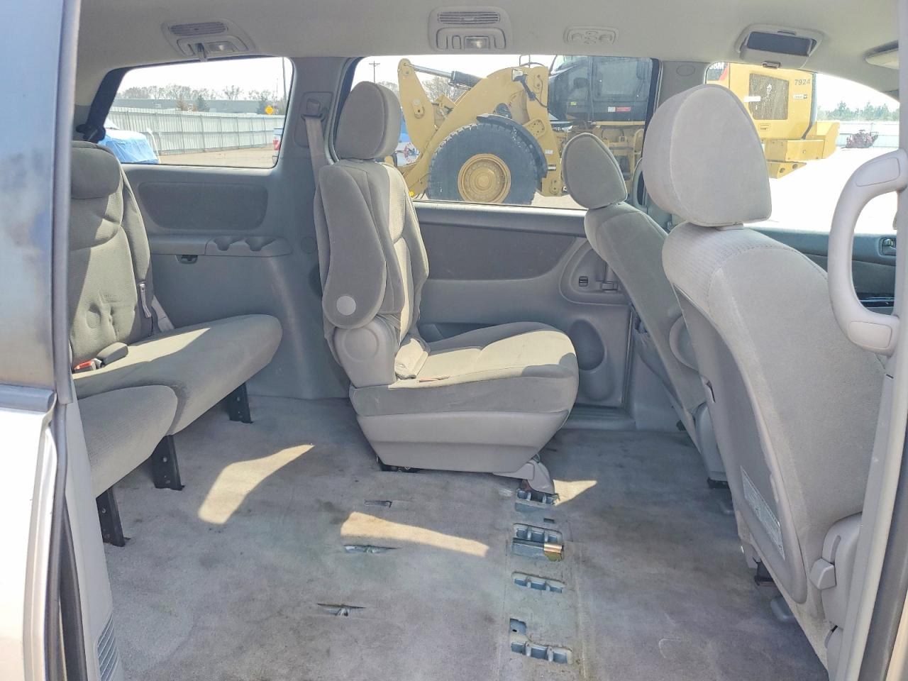 2005 TOYOTA SIENNA