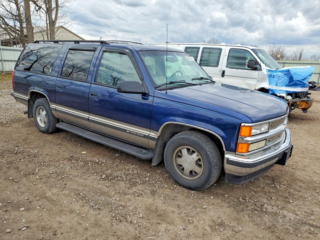 1998 CHEVROLET SUBURBAN