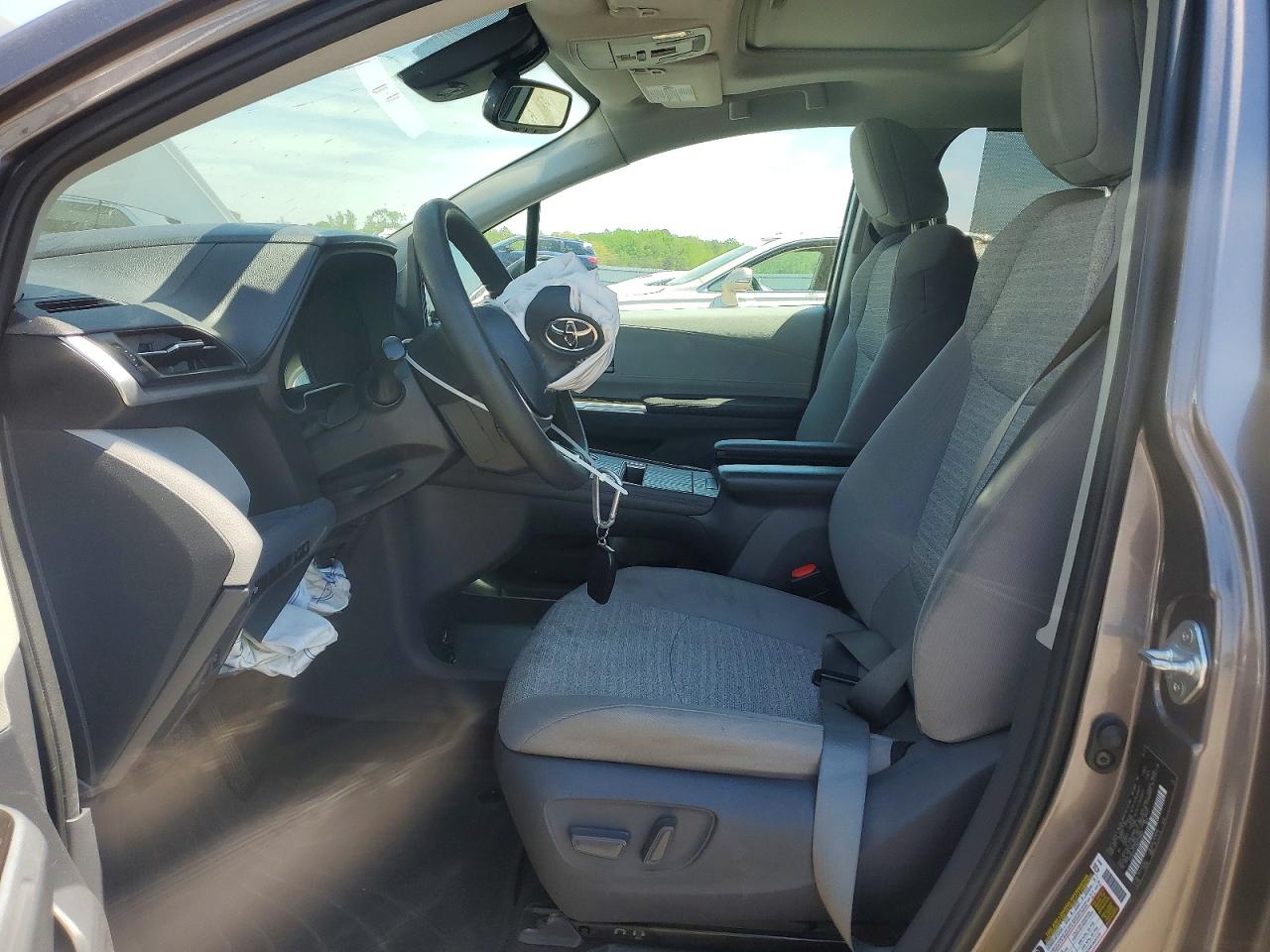 2021 TOYOTA SIENNA