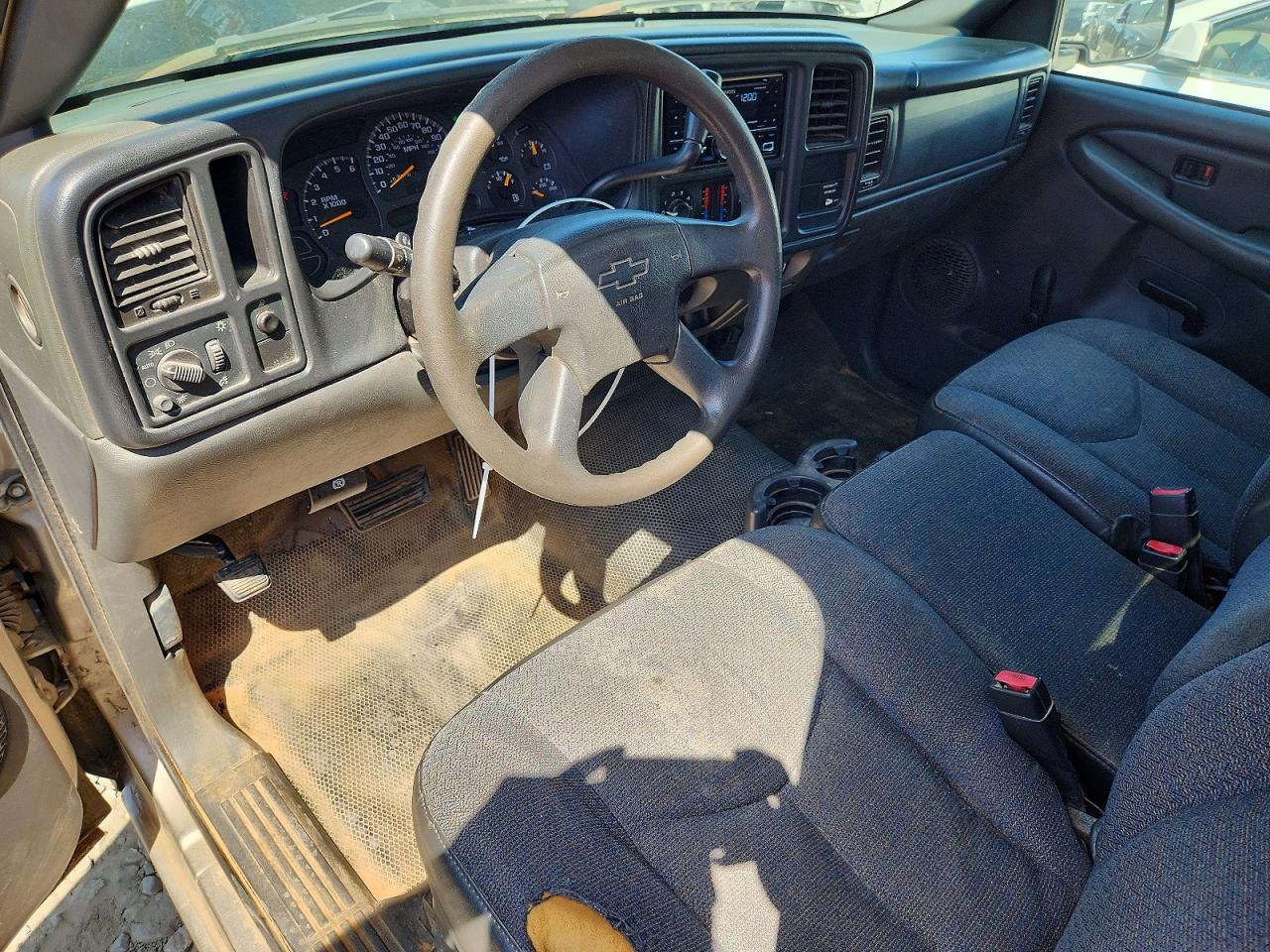 2003 CHEVROLET SILVERADO